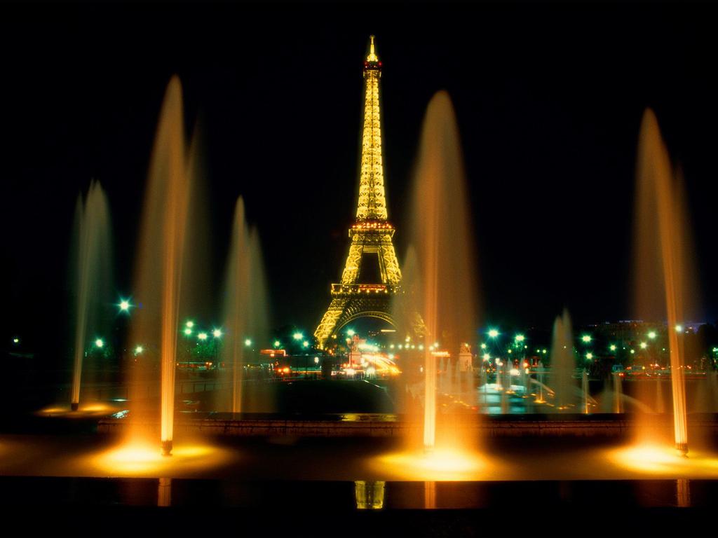 Paris at night backgrounds